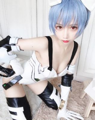极品美女av在线_蓝光超清免费观看